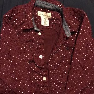 Used H&M maroon polka dotted button up.